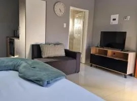 Ekukhanyeni Guest house