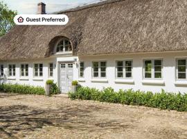Idyllic Danish Farmhouse Retreat-By Traum, ξενοδοχείο σε Hemmet
