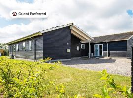 16 person holiday home in Ansager-By Traum, hotel en Ansager