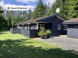 8 person holiday home in Blokhus-By Traum