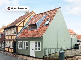4 person holiday home in Rudkøbing-By Traum, villa in Rudkøbing