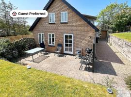 4 person holiday home in Hanstholm-By Traum, hotel in Hanstholm