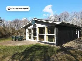 6 person holiday home in Hurup Thy-By Traum