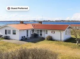 10 person holiday home in Farsø-By Traum