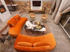 Murree Hills Executive 3 Bedroom Cottage with Scenic View