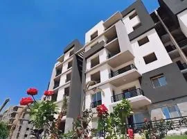 2 Bedroom Modern Flat at Zayed