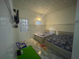 Thiên Thanh Long Hải Motel，位于隆海的酒店