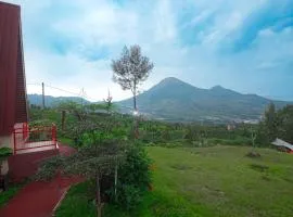 Khanzana Cabin and Camp