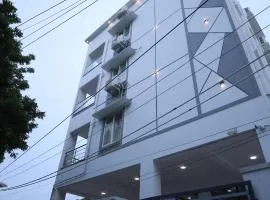 Rohaan Elite stays by UPAR