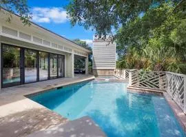 AV9-02: 9 2nd Avenue