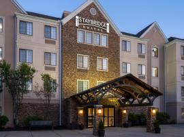 Staybridge Suites Boston - Burlington by IHG, hotel in Burlington