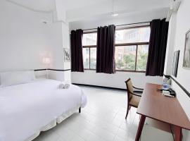 GO INN MRT Hua Lamphong โกอินน์ เยาวราช Mrt หัวลำโพง, ξενοδοχείο σε Samphanthawong