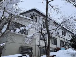 Slopeside Lodge Hakuba