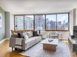 UES 2BR w DM Elevator Gym nr Central Park NYC-918