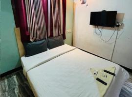 Bacadi inn Service apartment、Edappallyのホテル