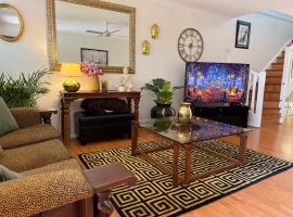 Miranda Retreat Stylish 1-Bedroom Near Cronulla & Sydney Airport, ξενοδοχείο σε Miranda