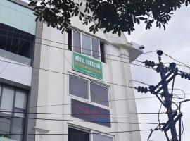 Hotel O Luxeline, hotel en Bilāspur