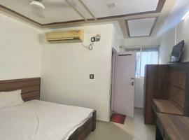 Hotel O Galaxy Inn, hotel in Ballygunge