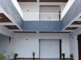 ll EMPYREAN STAY ll FLAGSHIP INN ll DOUBLE ROOM ll