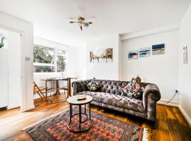 Riverside 1 bed Flat in the Heart of Kingston, hotel em Kingston upon Thames