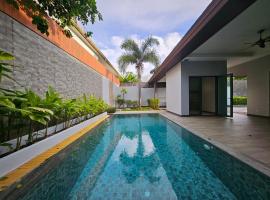 Nicky Villa Luxury Private Haven in BangTao Laguna, hôtel à Laguna Phuket