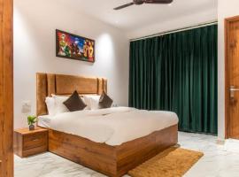 The Pine hill Apartments by Hill crest kasauli, hotel em Dharampur