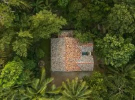 Treasure Crest Villa in Galle - Plunge Pool, 10 Min to Beach