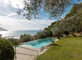 Villa Montefiorito, hotel v destinaci Recco