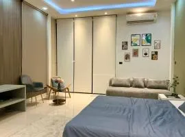 Ellie House Phuket Old Town