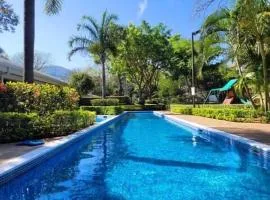 Walk to Downtown Santa Ana, Near Airport, Lush Gardens, Pool, King Bed, Security