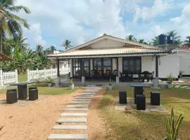 Samudura Beach House, Owakanda