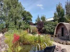 Studio with Pool Table and Optional Sauna & Hot Tub