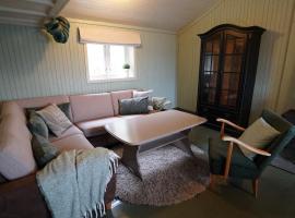 Fisherman's cabin, Lofoten - 26 Ivarbua, hotel en Ballstad