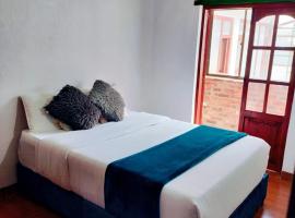 Roomiie Hostel, hotel in Villa de Leyva