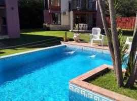 Cabañas Ayres del Lago, hotel in Potrero de los Funes