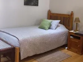 'The Cape Robin' studio apartment