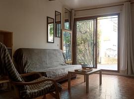 Studio privé - maison de village，位于瓦朗索尔的酒店