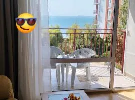 Grand rezort Marína Beach F2