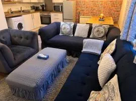 Stylish 2 bed Duplex Apartment - Birmingham