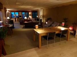 Big & charming loft with wonderful views, διαμέρισμα σε Gavere