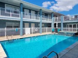 103 Cypress Cove ~ Beautiful 1 bedroom 1 bath beachfront condo in Biloxi