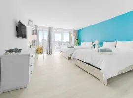 Tropical Studio ON Beach with Parking at ESJ