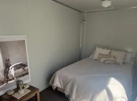 Rustic Roost - Maheno Country Tavern