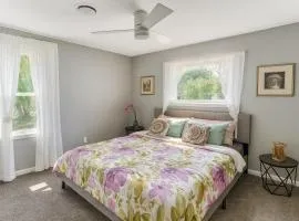 Modern Lux 3BR King Bed