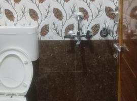 Kashi kedar paying guest house, hotel v destinaci Váránasí