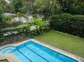 Hospedaje Los Pavo Reales