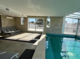 RENTAL SUITES CAMPANA, hotel in Campana