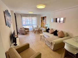 Sil&Sol, hotel in Arona