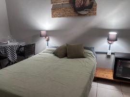 Recanto dos Querubins, hotel in Cambé