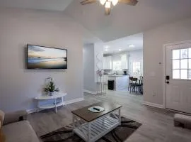 2 Min to Downtown - 9 to Elon - Fast Wi-Fi